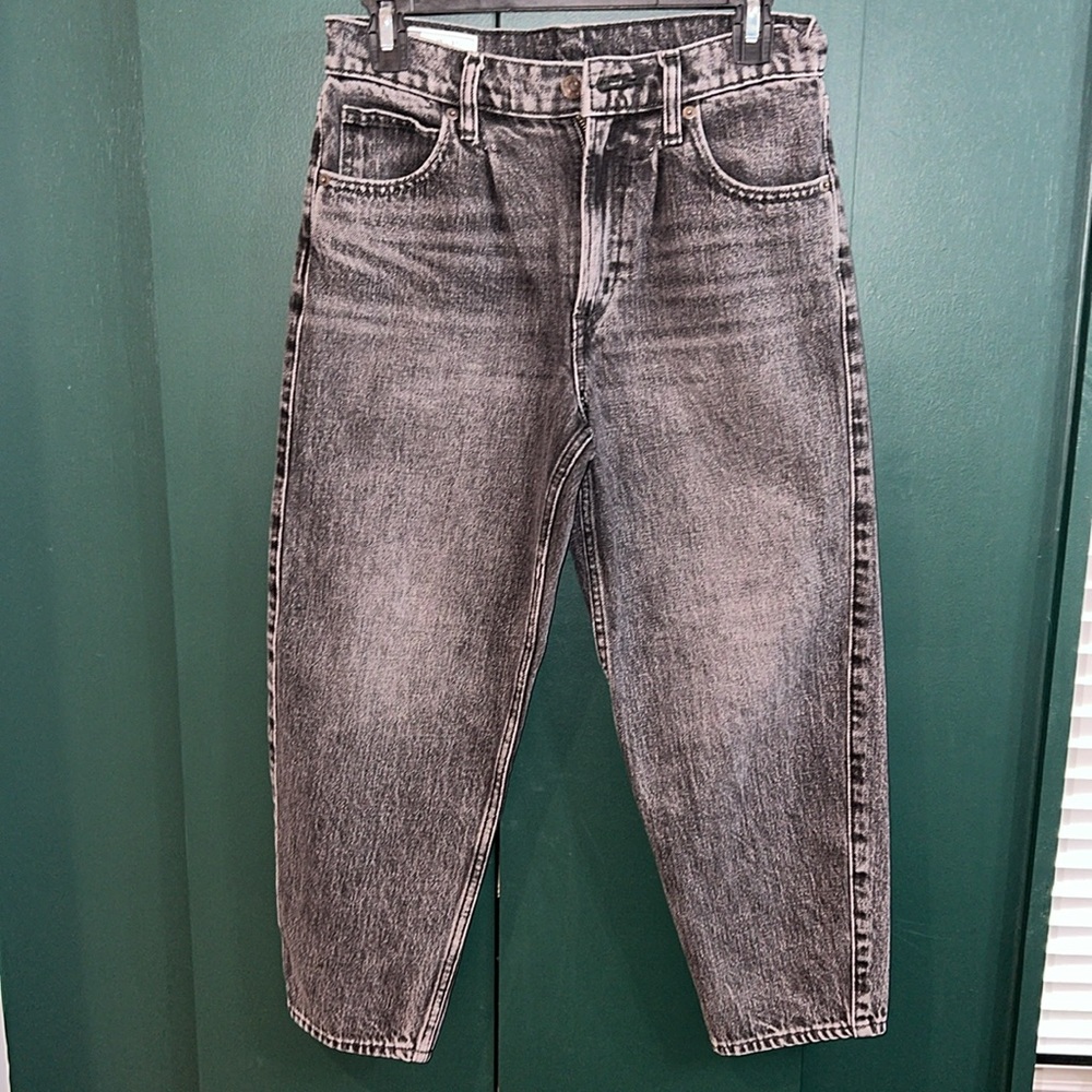 New Gap Barrel Jean High Rise Sz 25/0 R NWOT